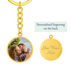 Round customizable keychain